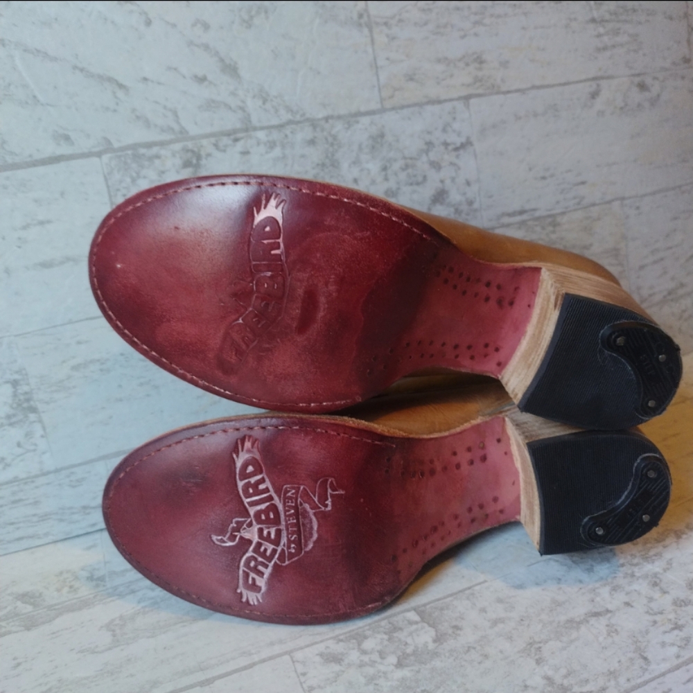 Classic Brown Leather Freebird Loafers for Women NWOB Size 7 - Picture 3 of 12